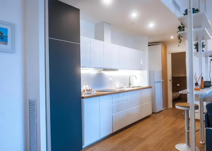 Jlh Aparts - Just Like Apartment *